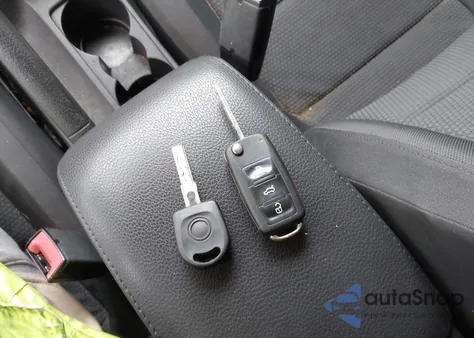 2010 Volkswagen Jetta S from USA, damaged, VIN 3VWKX7AJ6AM670412